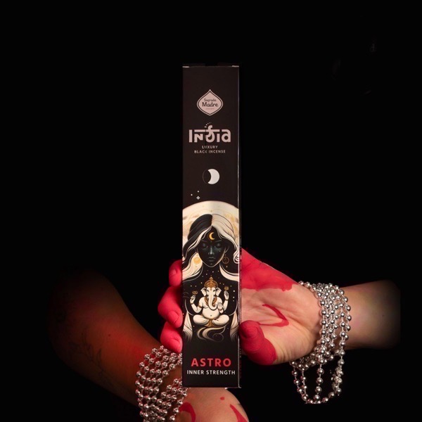 India Black Astro - Innerlijke Kracht